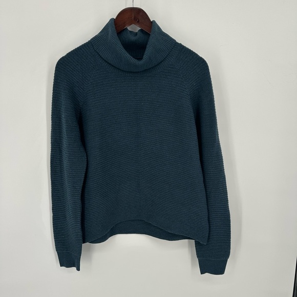 KUHL Solace Sweater in Metal Blue Size XS Merino Wool Outdoor Ribbed Cowl Neck - Picture 1 of 11